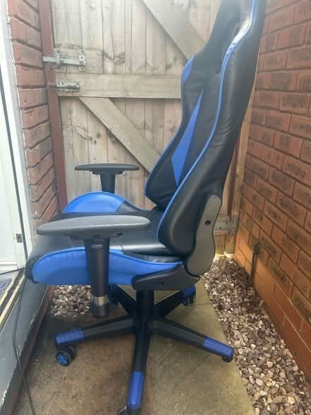 Photo of free Gaming / office chair- plearead description as needs fixing! (Coleshill B46) #3
