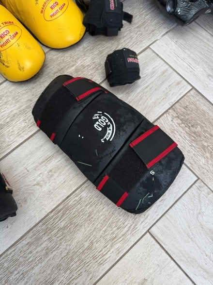 Photo of free Kickboxing kit (Derby DE72) #4