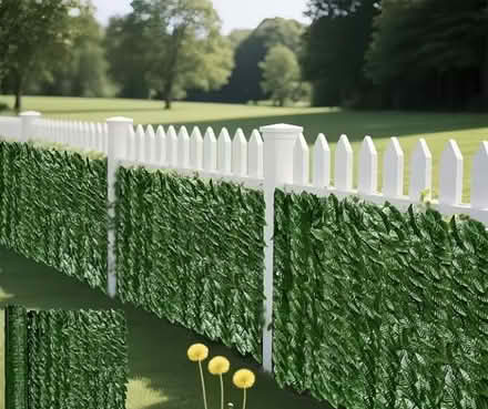 Photo of artificial fence screening (Sheffield S4 Firshillclose) #1