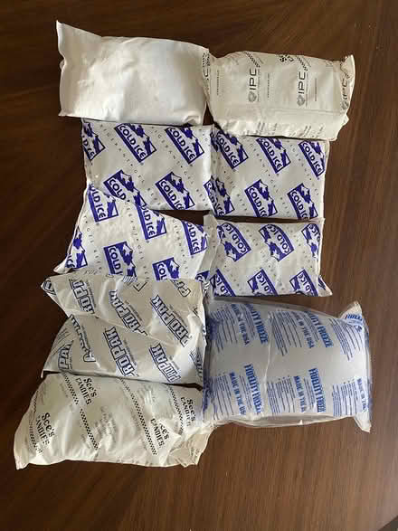 Photo of free Reusable ice packs of various sizes (Reading Highlands) #1