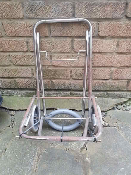Photo of free Hand trolley (Tottenham N18) #3