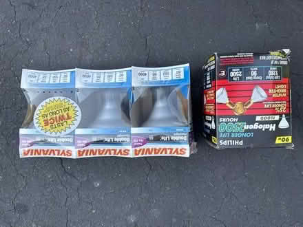 Photo of free Outdoor floodlight bulbs #1