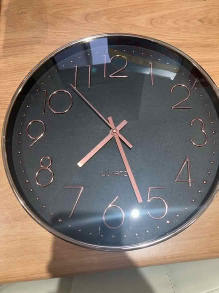 Photo of free Wall clock ⏰ (Waddon) #1