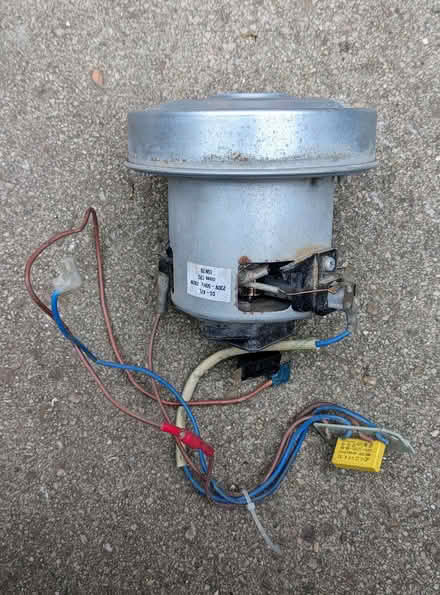 Photo of free Spritz Hoover 700w Motor. (PL4) #3