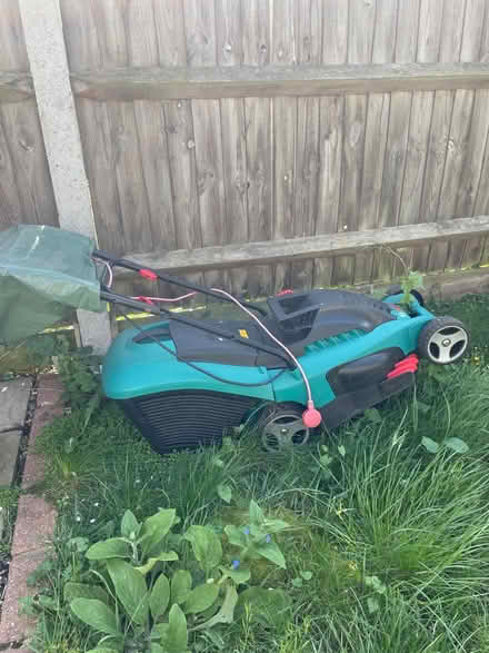 Photo of free Lawn mower (SW18) #1