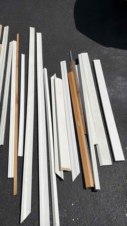 Photo of free Miscellaneous pieces of wood trim (Short Pump) #1