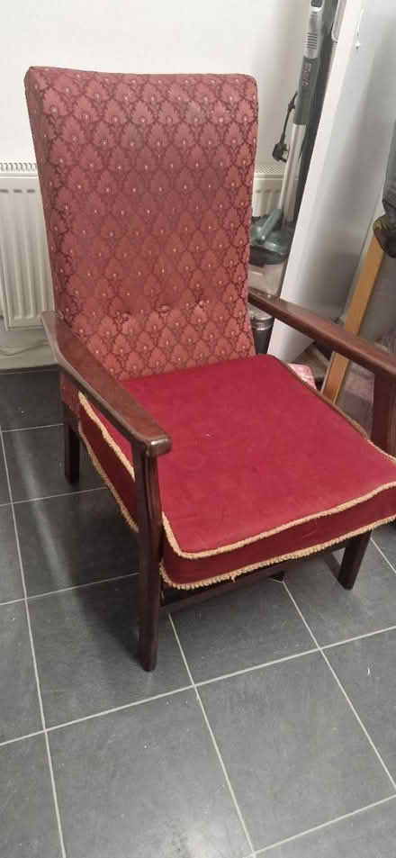 Photo of free Vintage armchair (Penge SE20) #1