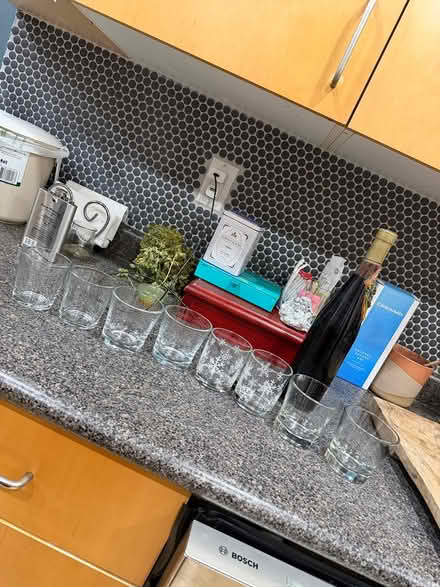 Photo of free 8 small glasses (Hwy 7 and 9th Line Markham) #1