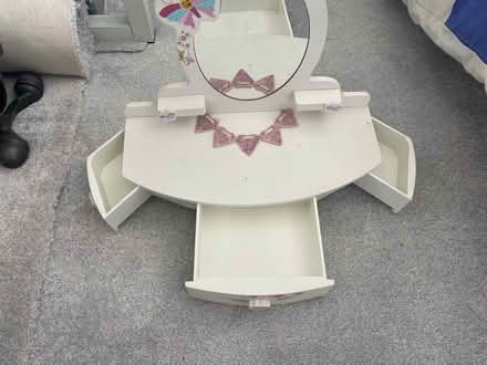 Photo of free Small vanity mirror and drawers (Lightwater GU18) #2