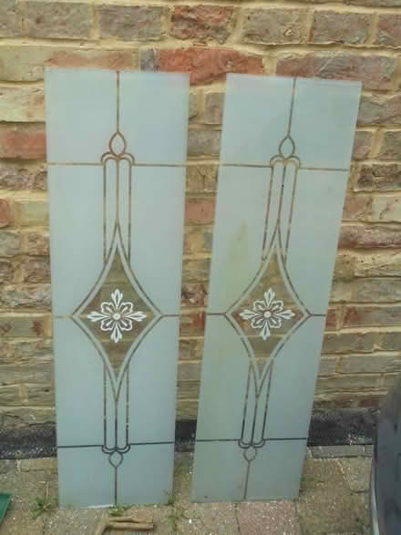 Photo of free 2 pieces decorative glass (Kidlington OX5) #1
