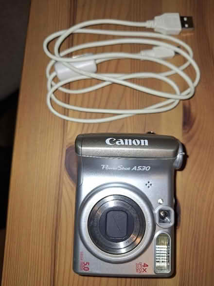 Photo of free Two 'Point and Shoot' Digital Cameras for Spares or Repair (Scale Hall LA1) #2