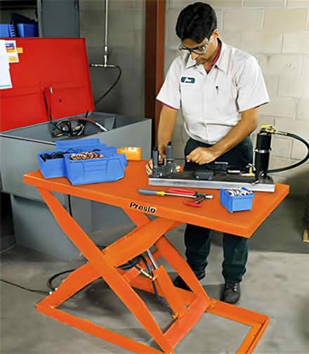 Photo of Electric Table Lift (Storrs area) #2