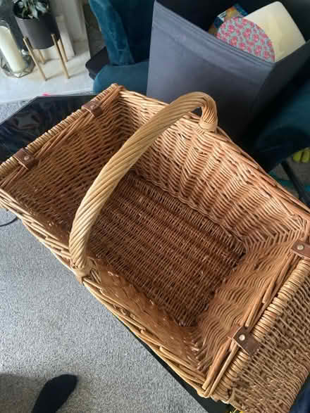 Photo of free Fortnum & Mason wicker hamper (Lamorbey DA14) #4