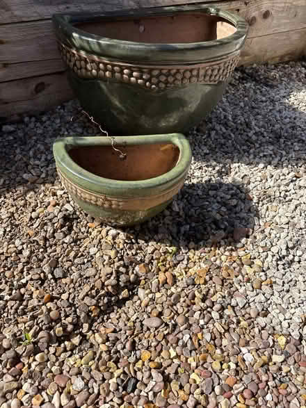 Photo of free Green pot planters (M23 Northern Moor) #1