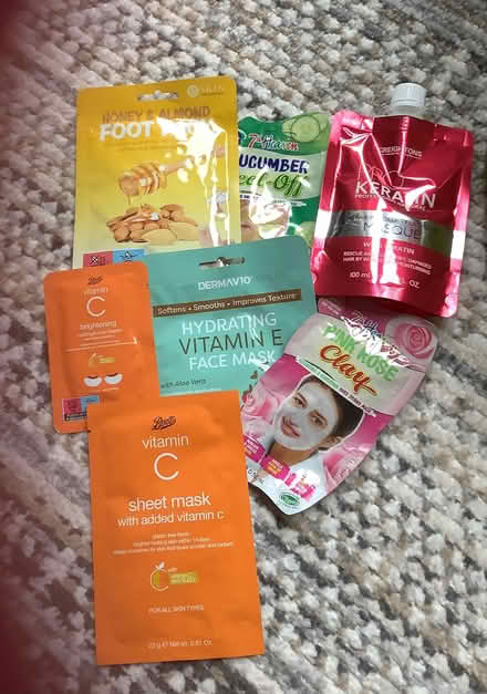 Photo of free Face, hair, foot masks (Oakridge RG21) #1