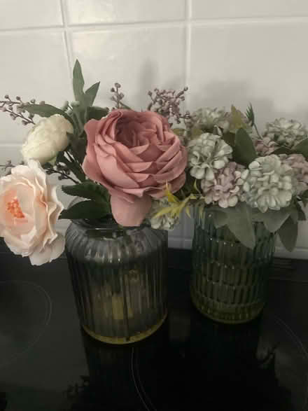 Photo of free Faux flowers in vase (Garston WD25) #1