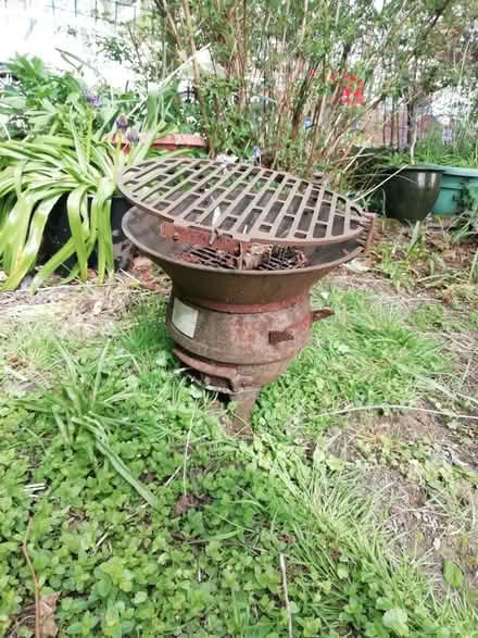 Photo of free Old rusty charcoal grille (Brookvale RG21) #1