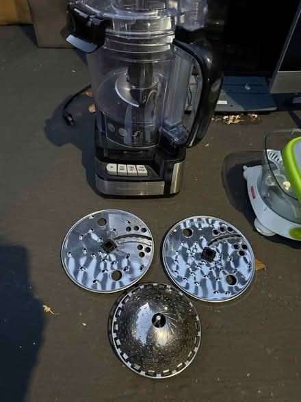 Photo of free Hamilton Beach Food Processor (1075 Valencia Avenue) #2
