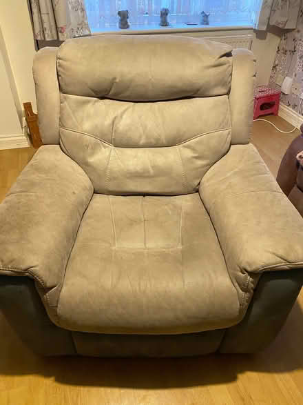 Photo of free Single recliner chair (South End MK42) #1