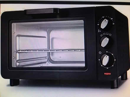 Photo of free Mini oven small table top type (Liverpool L6) #1