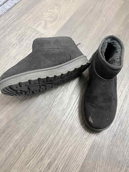 Photo of free Winter shoe (Plaistow E13) #1