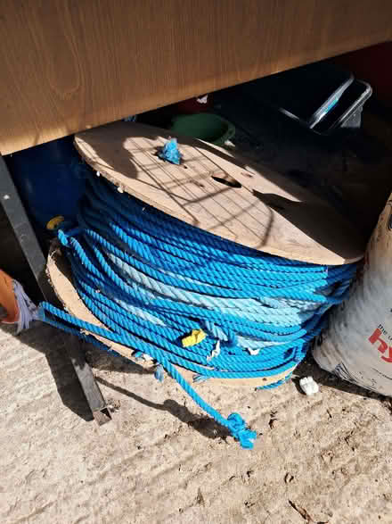 Photo of free Flip Chart Holder, Whiteboard, Reels Of Old Rope (DA1) #1