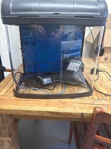 Photo of free Fish tank 40ish litre tank (Bramley LS12) #1