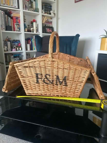 Photo of free Fortnum & Mason wicker hamper (Lamorbey DA14) #3