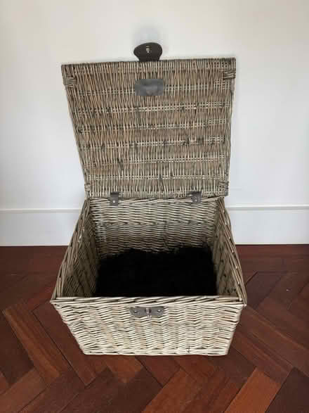 Photo of free Wicker hamper (CB4 Arbury) #2