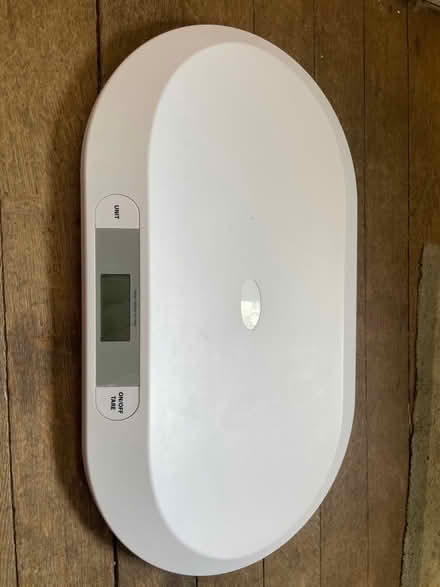 Photo of free Baby scales (Alcester Lanes End B14) #1