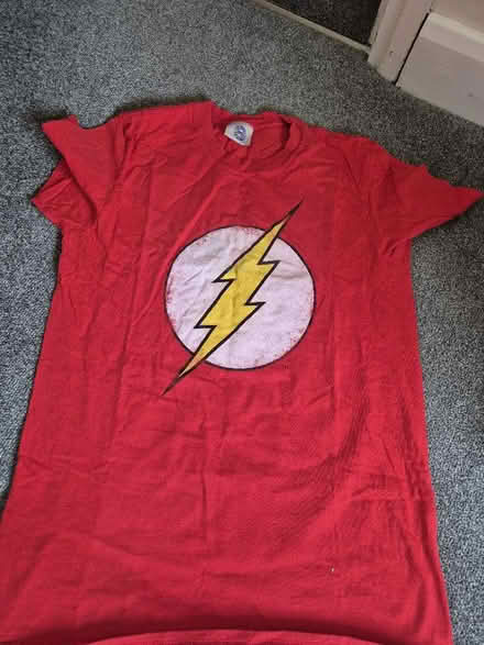 Photo of free Men's DC Flash T-Shirt (Minster Lovell OX29) #1