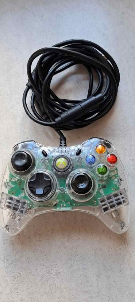 Photo of free XBox 360 WIRED controller (Darton S75) #1