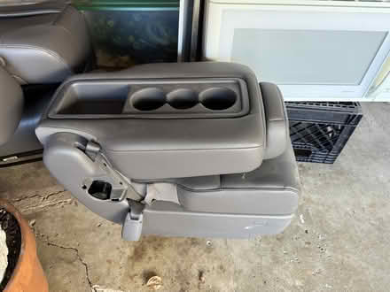 Photo of free Honda Odyssey Middle Row Jump Seat (By WJHS) #1