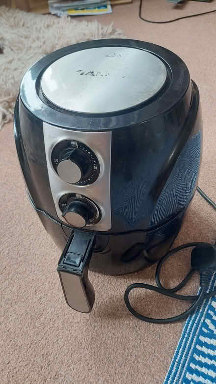 Photo of free Air fryer (needs repair) (University Area RG1) #1