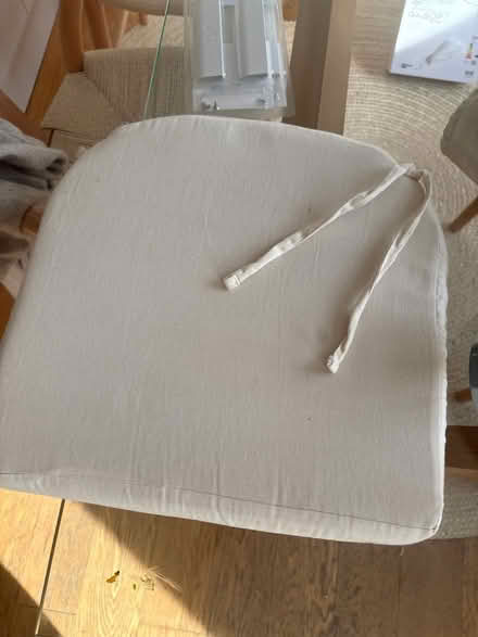 Photo of free Pillow cushion (Notting Hill W9) #1