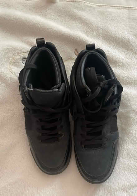Photo of free Zara trainers – size 40 (E17) #1