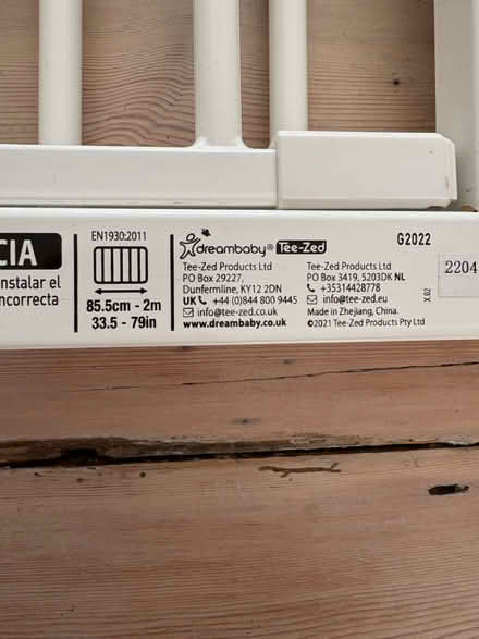 Photo of free Child stair gate dream baby (Highbury and Islington) #2