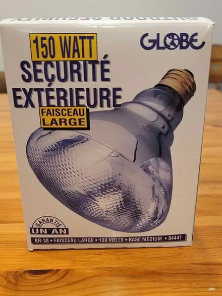 Photo of free Light bulbs (Riverside and Hunt club) #2