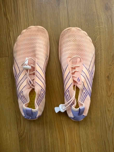 Photo of free Women’s water shoes (Finchley N3) #1