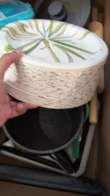 Photo of free Box of kitchen items (Redwood city) #2