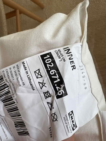 Photo of free Pilllow inside (Notting Hill W9) #2