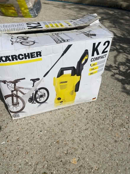 Photo of free Pressure washer (Behind Horsham train station) #1