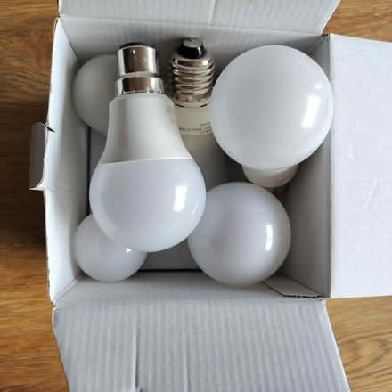 Photo of free Assorted Light Bulbs, New And Part Used (CT20) #2