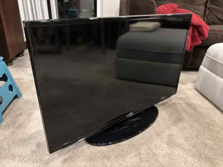 Photo of free Samsung 40" HD TV (Alameda and Jewell) #1