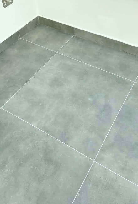 Photo of free Three 90x90 grey porcelain tiles, new, perfect (Salvington BN14) #2