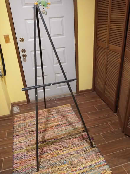 Photo of free Wooden Eisle (NE Seattle/Ravenna/UD) #1