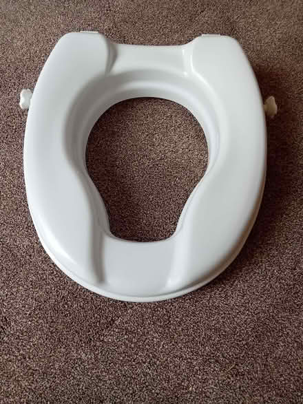 Photo of free Toilet Riser, Commode & Toilet Frame (Halton LA2) #1