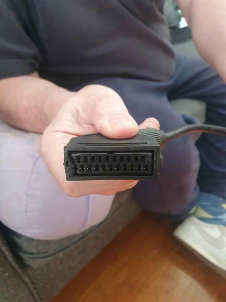 Photo of free SCART female HDMI (Newington Green N16) #1