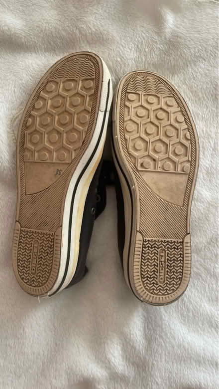 Photo of free Diesel trainers – size EU 42 (E17) #3