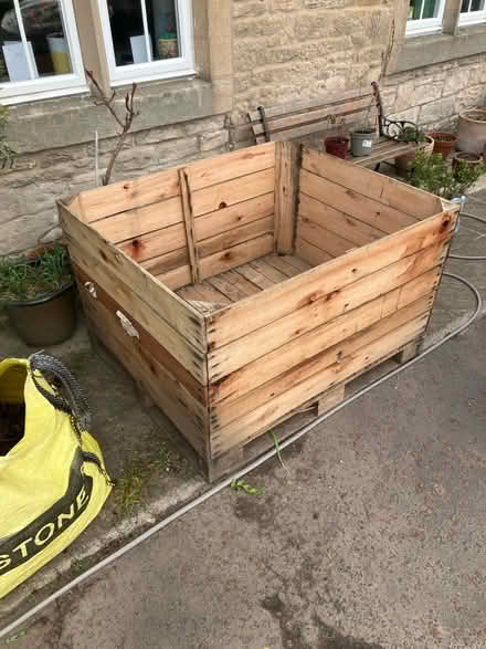 Photo of free Pallet with large collar (Prudhoe area) #1